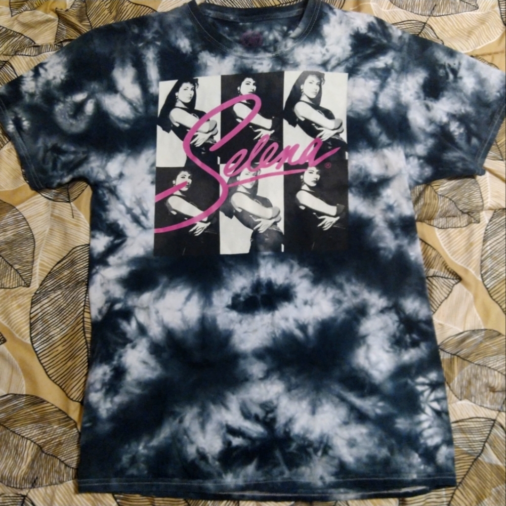 Selena Tye dyed Shirt Size Medium
